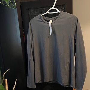 lululemon athletica Charcoal Long Sleeve Tee
